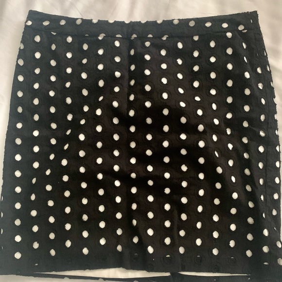 BLACK AND WHITE POLKA DOT MINI SKIRT - Picture 1 of 4